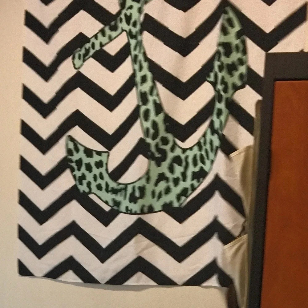 GUC cheetah tapestry anchor